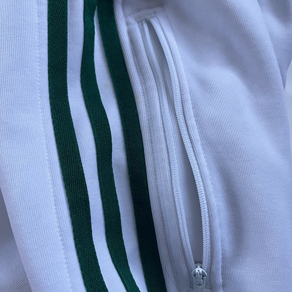 VINTAGE ADIDAS ORIGINALS ATHLETIC TRACK BASKETBALL SHORTS 3 stripes - Picture 9 of 14